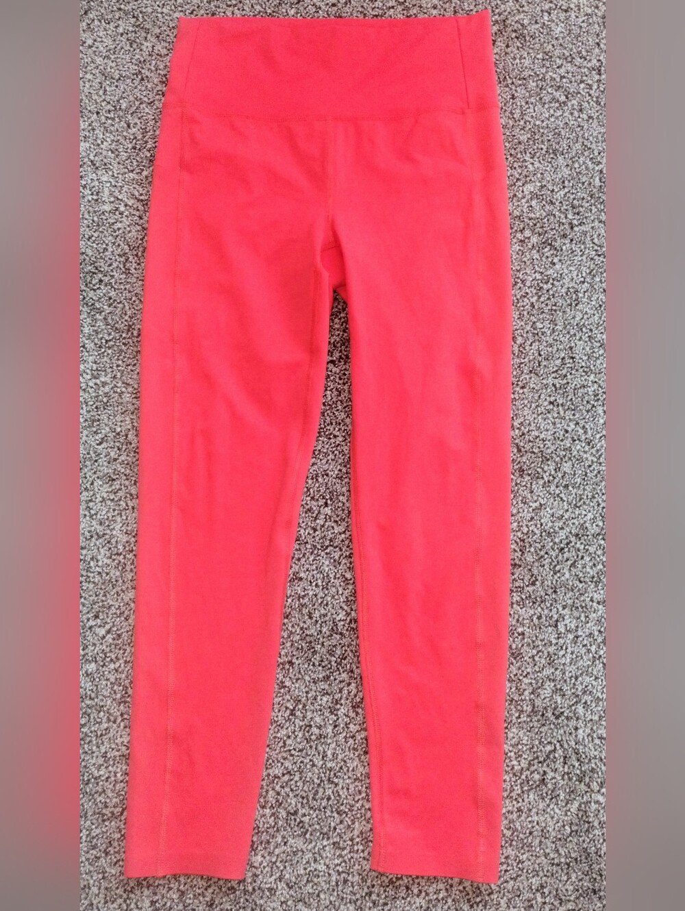 Essential laser cut full length legging Size Medium